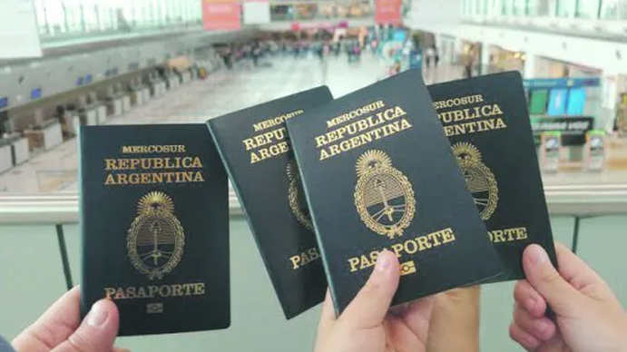 Laura Otero: Llevo un año de responder preguntas de cómo emigrar de la Argentina a España Laura Otero: Llevo un año de responder preguntas de cómo emigrar de la Argentina a España