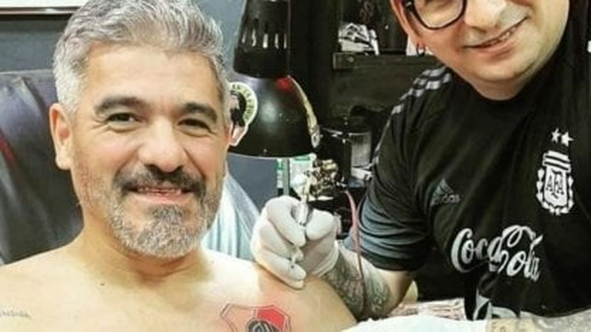 Burrito Ortega se hizo un nuevo tatuaje de River con un detalle que llamó  la atención