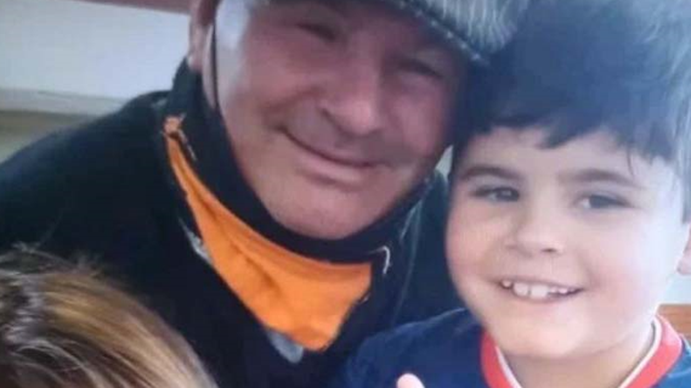Búsqueda de Gianluca: sus padres perdieron la tenencia por violencia y ahora son buscados por secuestrarlo. (Télam)