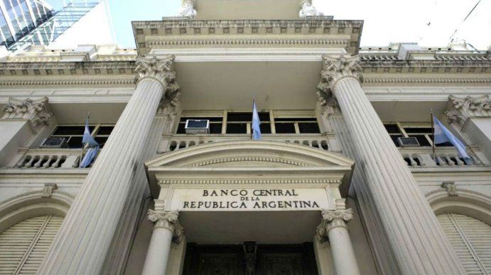 Suba de tasas de interés: cuánto se pagará por plazos fijos en pesos. (Foto: archivo)